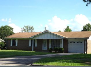 2019 8th St SW, Decatur, AL 35601