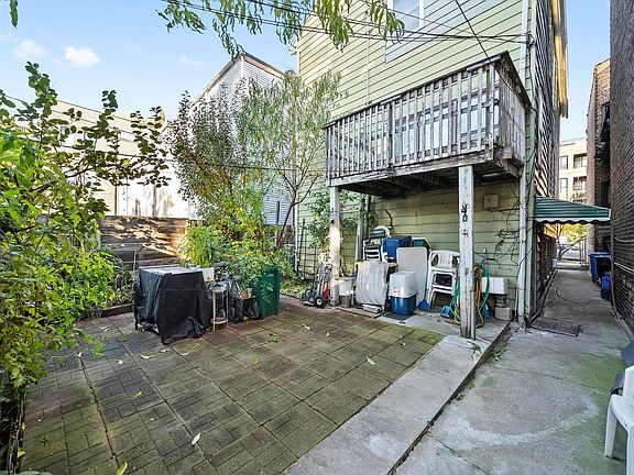 5th image of 2662 N Ashland Ave