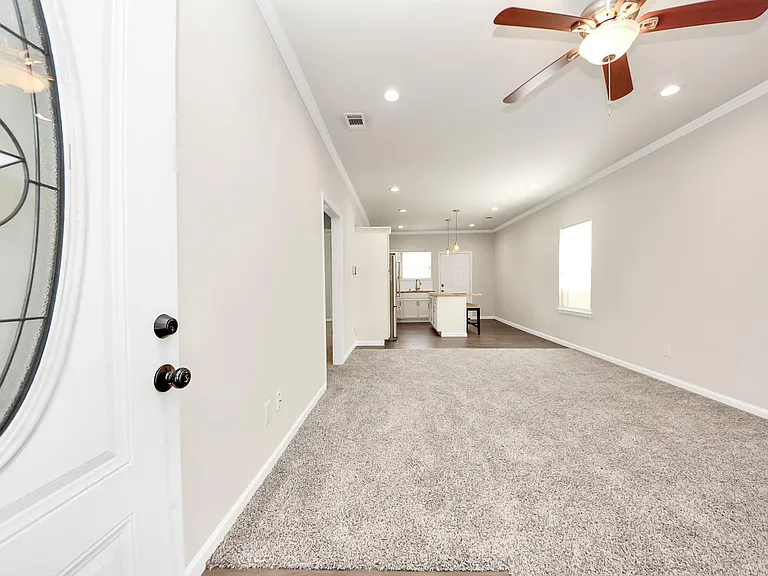 3703 Lila St — Photo 9
