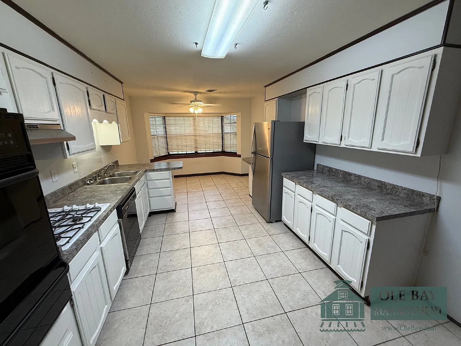 3 bed, 1.5 bath, $1,325 — Photo 3
