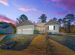 235 Highcroft Cir, Benson, NC 27504