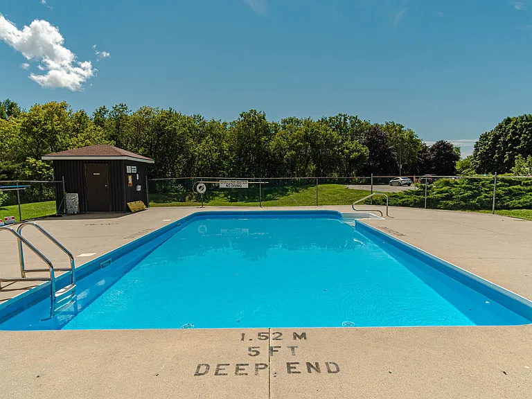 47 Village Dr — Photo 20