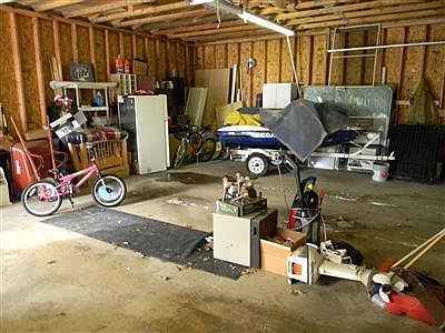 5th image of 1924 Ames Dr
