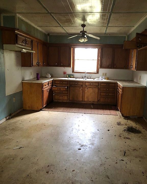 Kitchen area