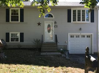 5 Kimball St, Cumberland, RI 02864