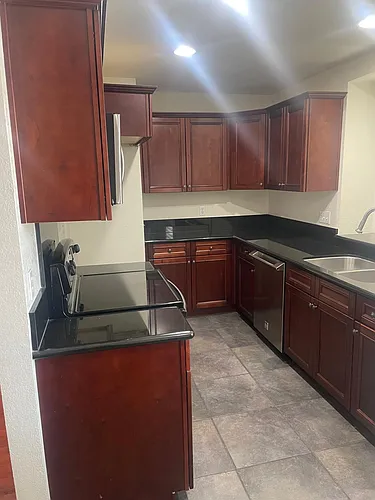 320 W Walnut St #30 Photo 1