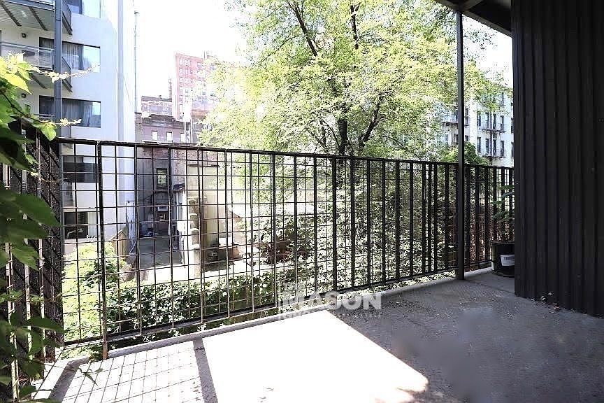 1st image of 432 E 88th St #318
