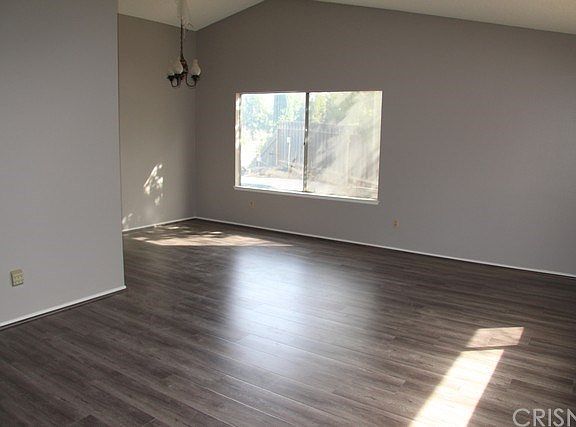 5th image of 8340 Denise Ln