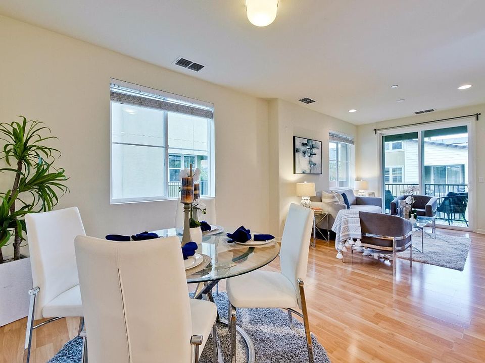 1st image of 1286 Nestwood Way