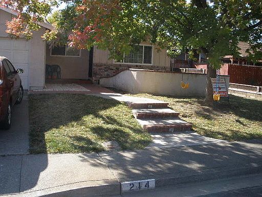 1st image of 214 Georgetown Dr
