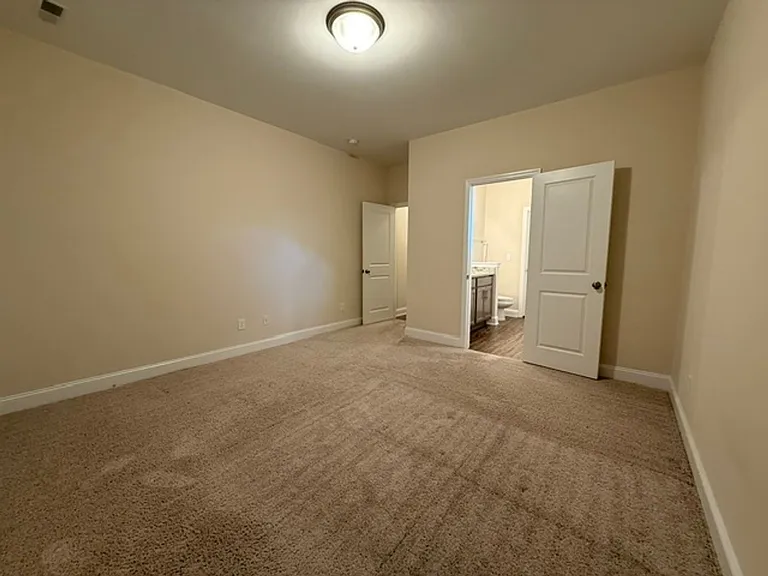 137 Hazel Pine Trl — Photo 5