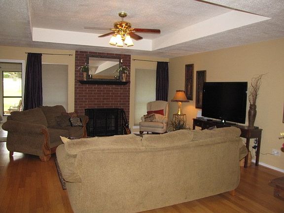 5th image of 1204 Prairie Wind Blvd