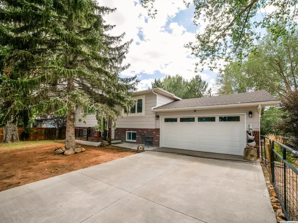2676 Kennedy St, Laramie, WY 82070