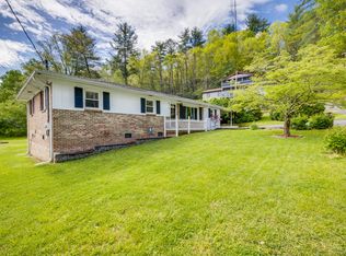 812 Dogwood Dr, Erwin, TN 37650