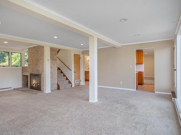 5th image of 3811 E Loch Alpine Dr
