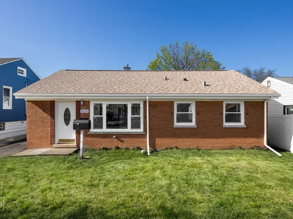 8620 44th Pl, Lyons, IL 60534