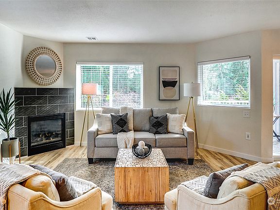 5th image of 1318 37th Street #1202