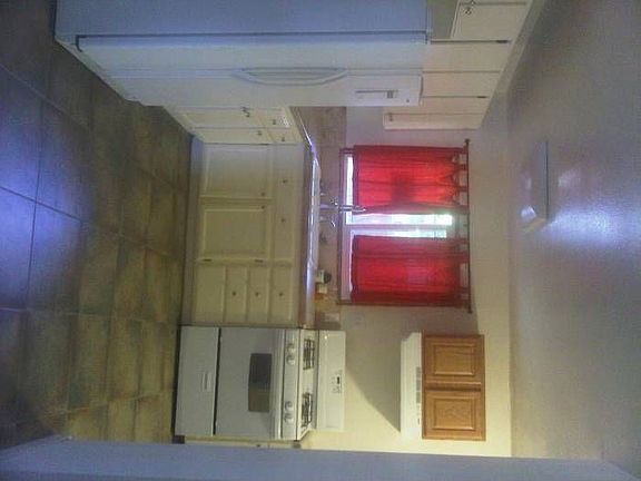 5th image of 334 39th St