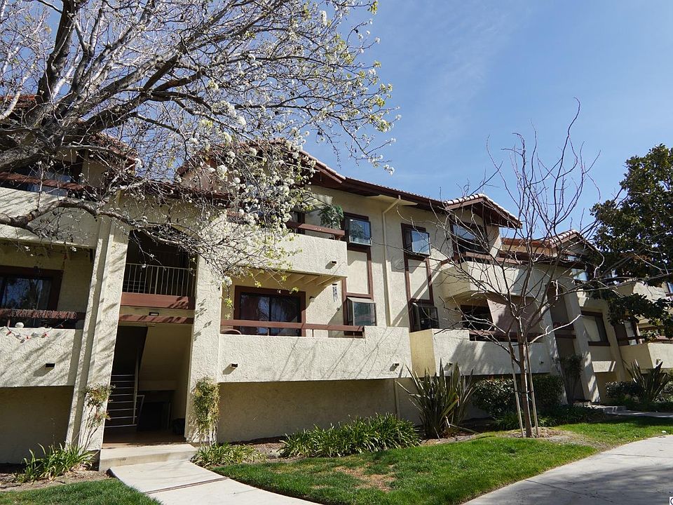 1st image of 27935 Sarabande Ln Unit 206