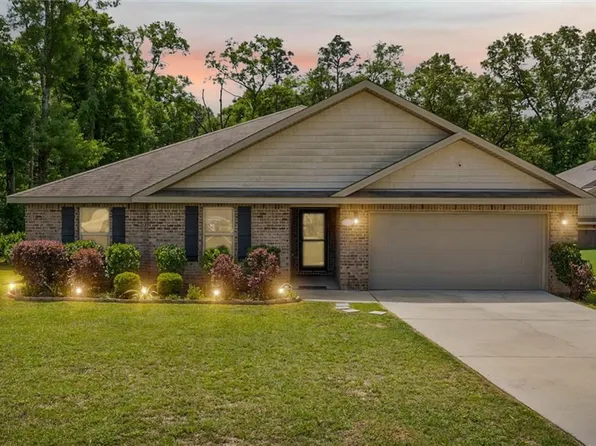 8387 Calgary Dr S, Mobile, AL 36695
