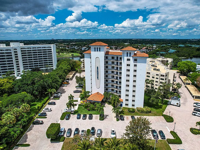 370 Golfview Rd #901 — Photo 45