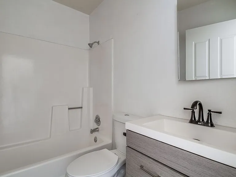 2840 Main St #20 — Photo 6