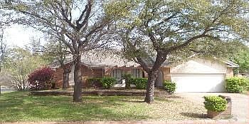 1st image of 701 Hinsdale Dr