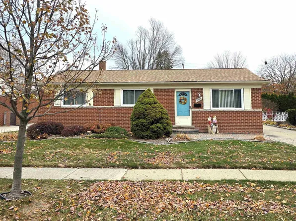 2722 Sparta Dr, Troy, MI 48083