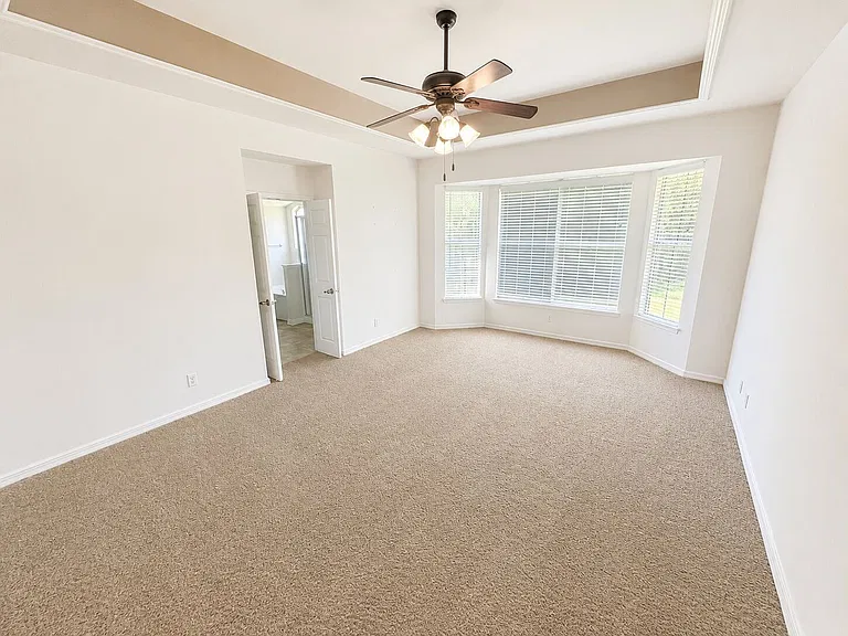 297 Eagle Bend Way — Photo 4