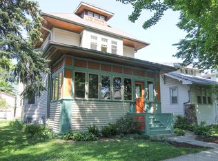 1027 Gunderson Ave, Oak Park, IL 60304