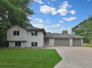 7141 Excelsior Rd, Breezy Point, MN 56425