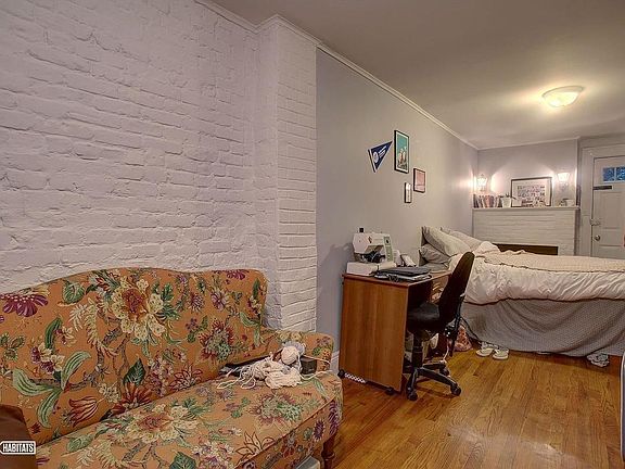 3rd image of 304 W 30th St APT 3