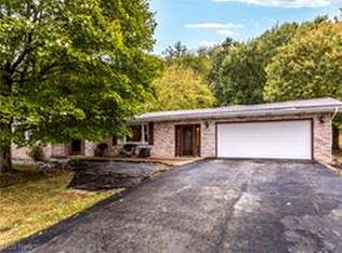 1715 Brandon Dr, Wellsville, OH 43968