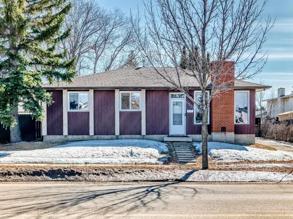 11323 162nd Ave NW, Edmonton, AB T5X 2L3