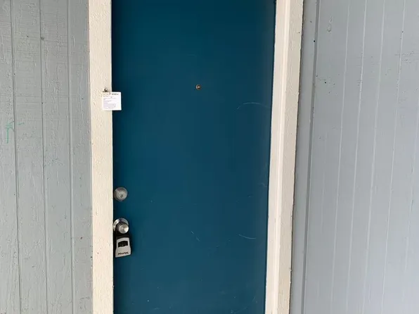 Charming 1-Bedroom Apartment in Fort Worth 700 Sq. Ft., 1916 Roberts Cut Off Rd #25, Fort Worth, TX 76114