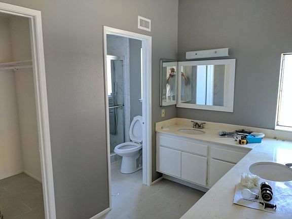 3rd image of 1451 E Bermuda Dunes St