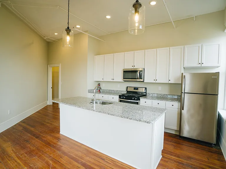 520 Mulberry St #402 — Photo 2
