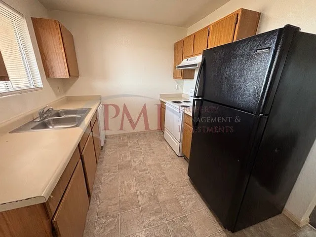 2306 S. Espina Street Unit C12 — Photo 95