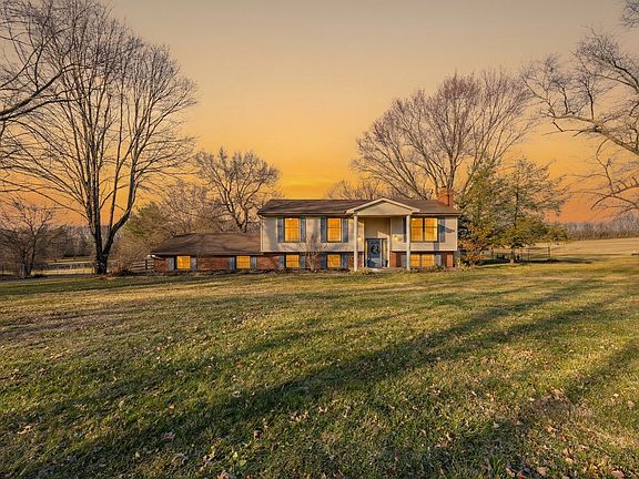 2nd image of 422 Bourbon Acres Rd