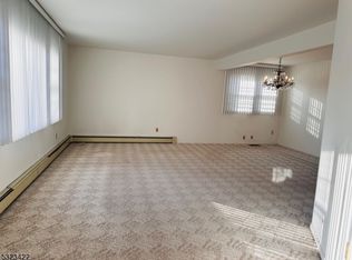 80 Spring St #1, Millburn, NJ 07041