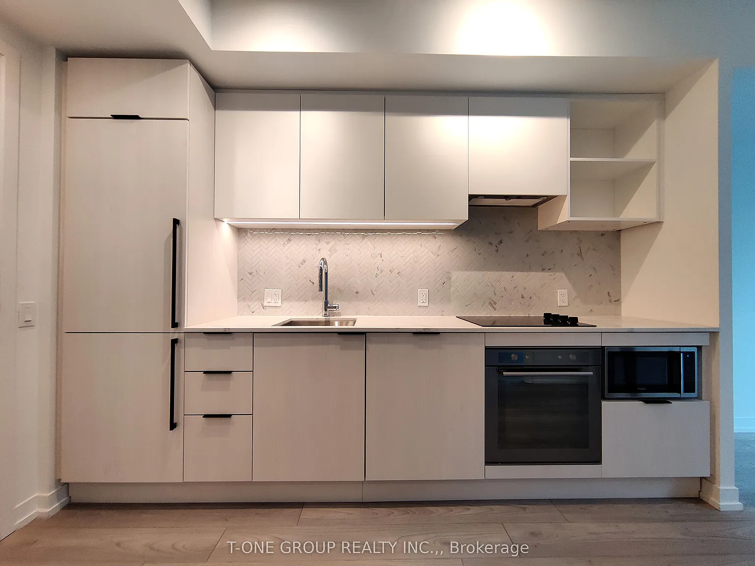 1 bed, $2,080 — Photo 2