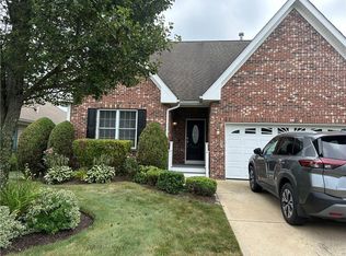 9 Jaclyn Dr, Coventry, RI 02816