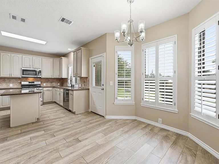 19311 Kristen Park Ct — Photo 9