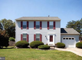 9 Rosalind Cir, Sicklerville, NJ 08081