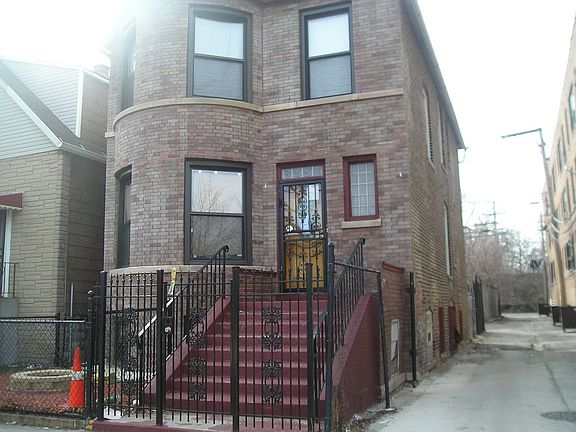 3rd image of 6824 S Dorchester Ave #1