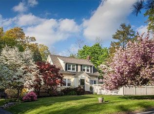 20 Campbell Ave, Airmont, NY 10901