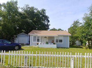 4025 E River Hills Dr, Tampa, FL 33617