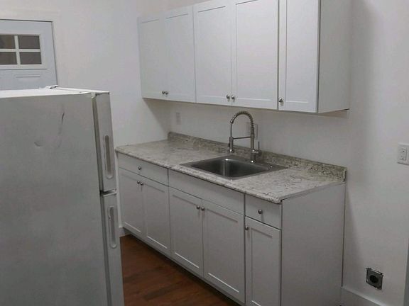 2nd image of 2410 Frankford Ave APT 2