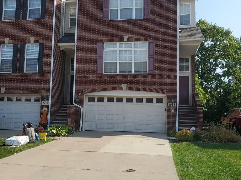 645 Cherry Orchard Rd — Photo 1