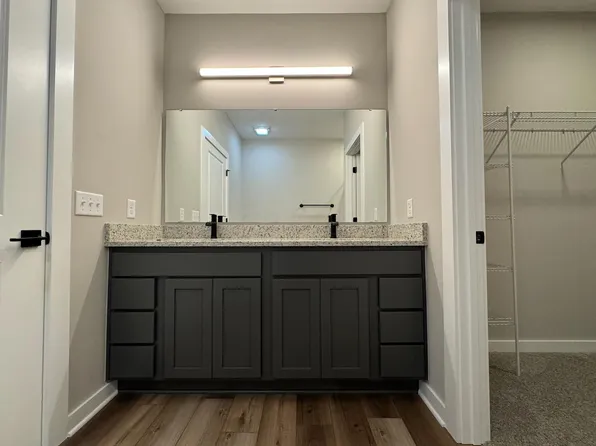 548 Rochdale Run, Delaware, OH 43015